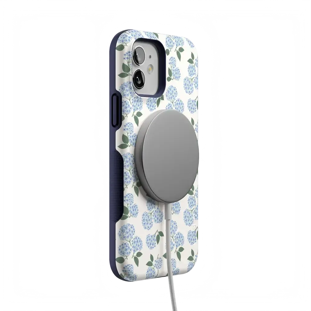 Nantucket Cottage | Blue Hydrangea Case - Bansusa