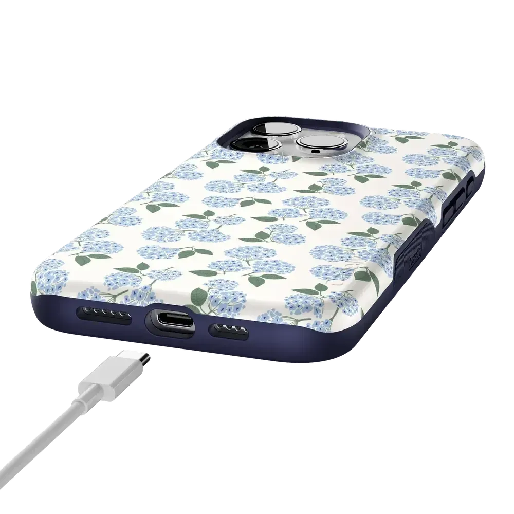 Nantucket Cottage | Blue Hydrangea Case - Bansusa