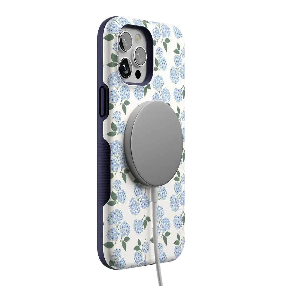 Nantucket Cottage | Blue Hydrangea Case - Bansusa