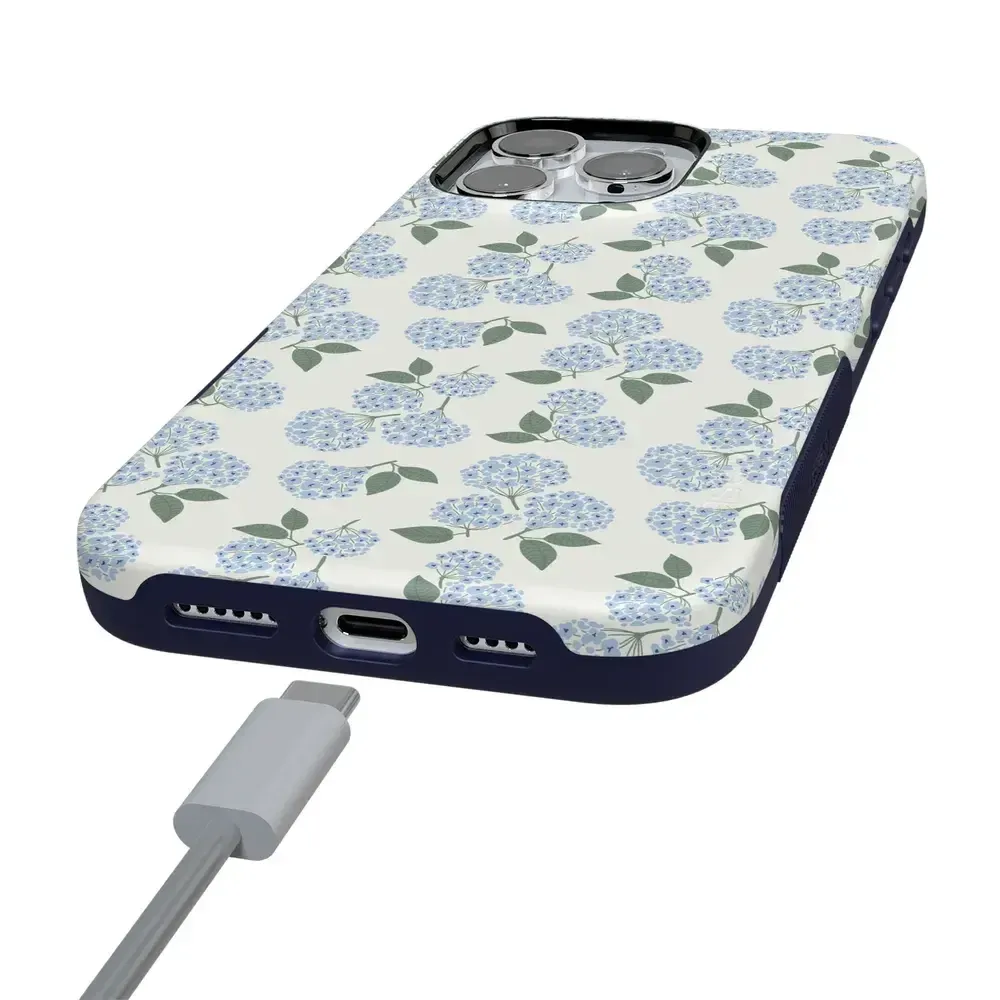 Nantucket Cottage | Blue Hydrangea Case - Bansusa
