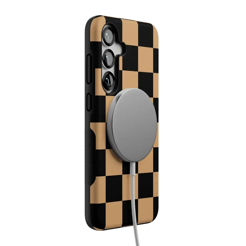 Fit Check | Black & Brown Checkerboard Case - Bansusa