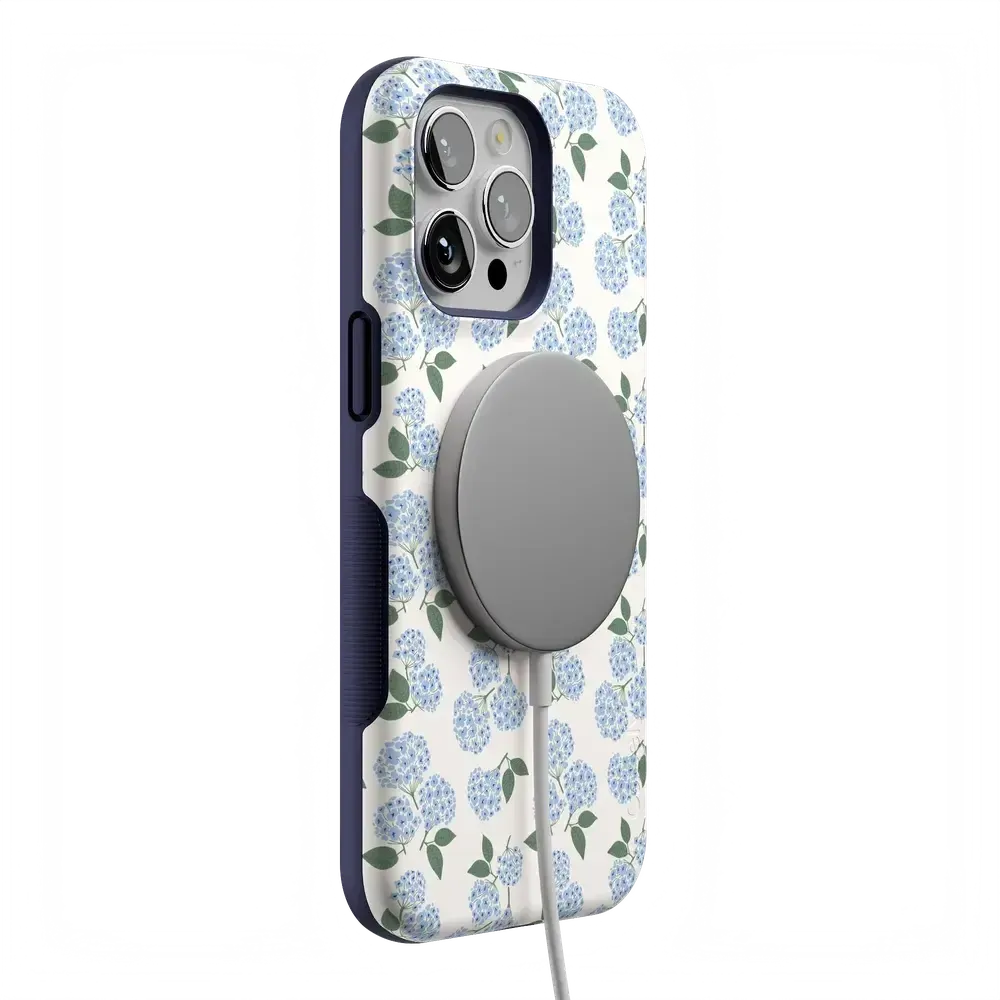 Nantucket Cottage | Blue Hydrangea Case - Bansusa