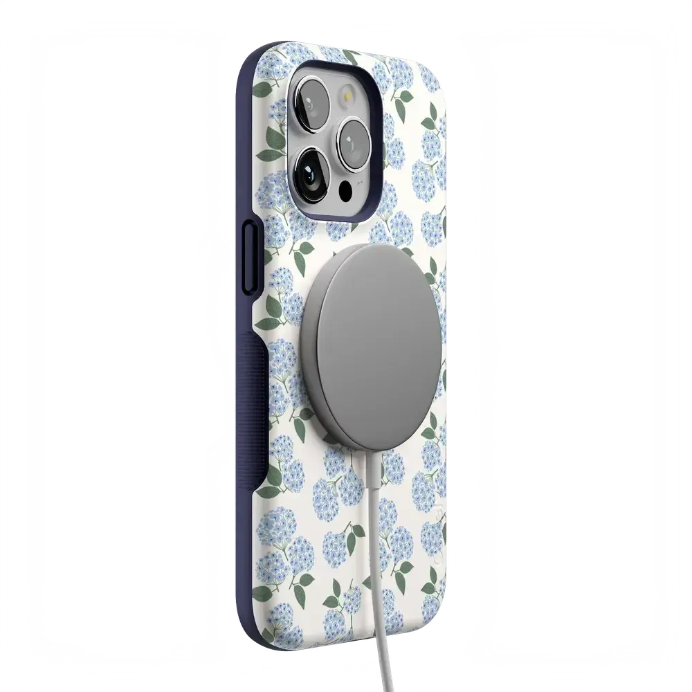 Nantucket Cottage | Blue Hydrangea Case - Bansusa
