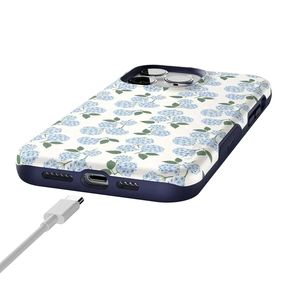 Nantucket Cottage | Blue Hydrangea Case - Bansusa